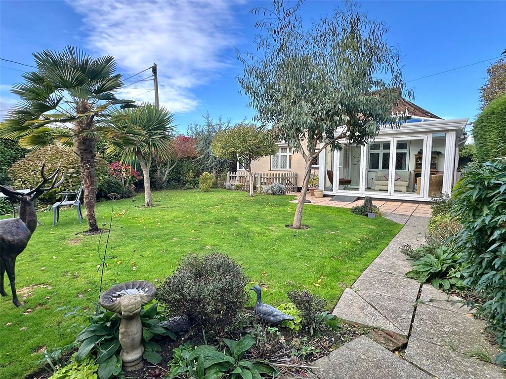 Property photo 2 of 22 Picture No. 18