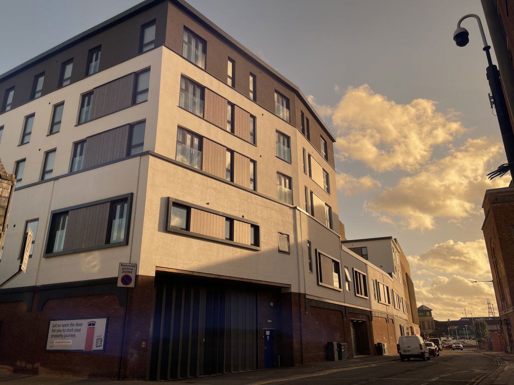 Property photo 1 of 11