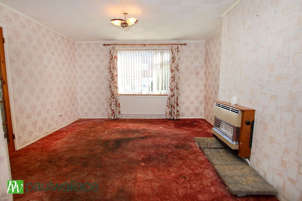 Property photo 2 of 11 Lounge