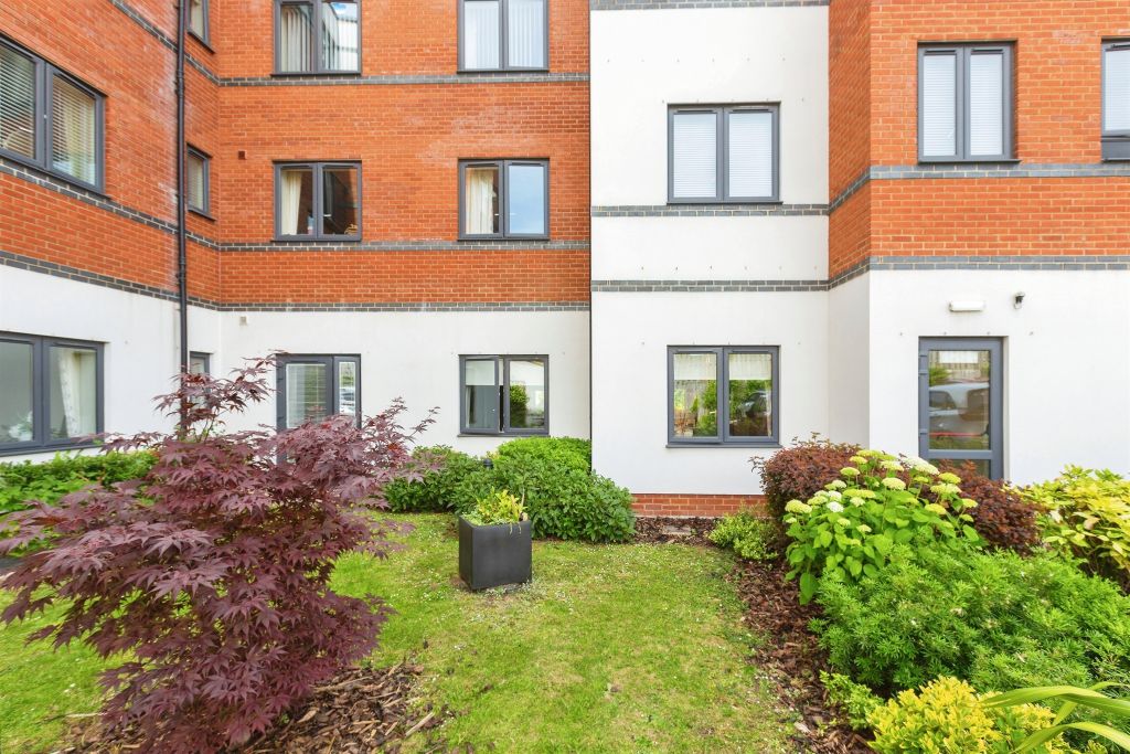 Property photo 1 of 16