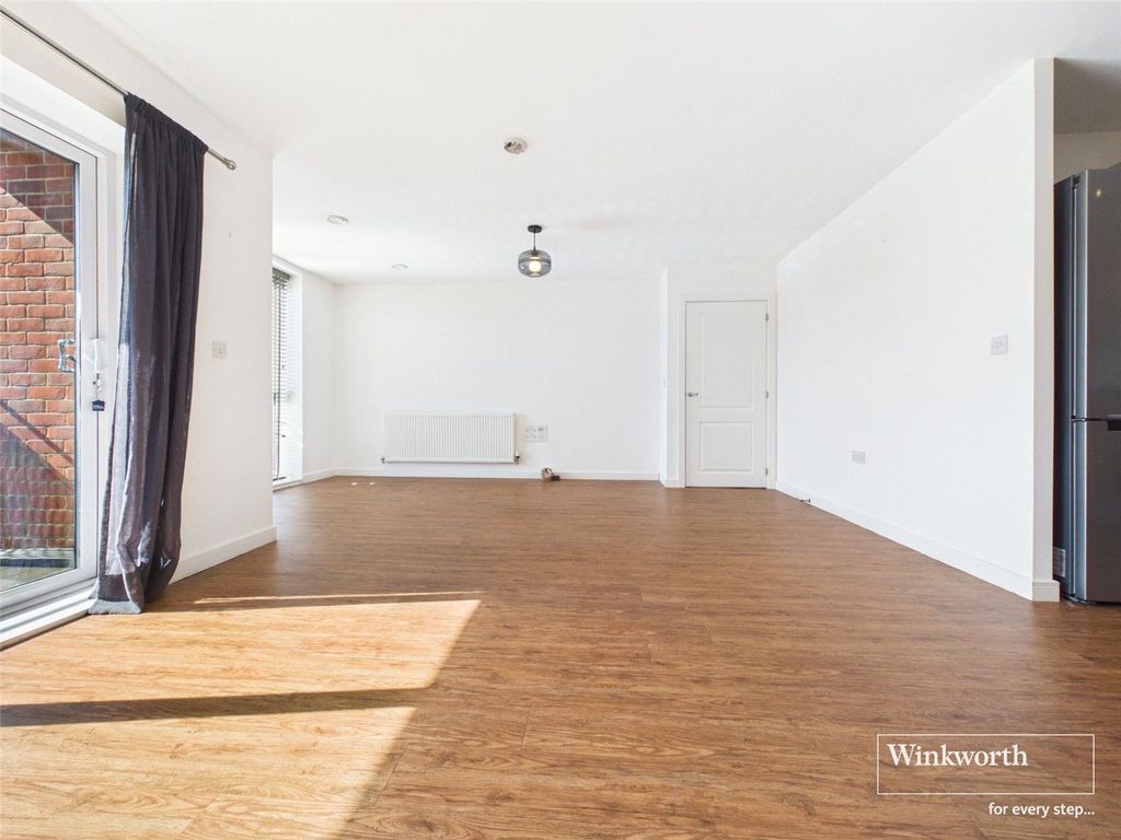 Property photo 2 of 19 Picture No. 13