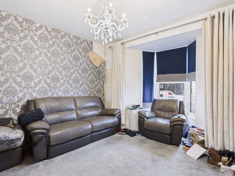 Property photo 2 of 7 Lounge