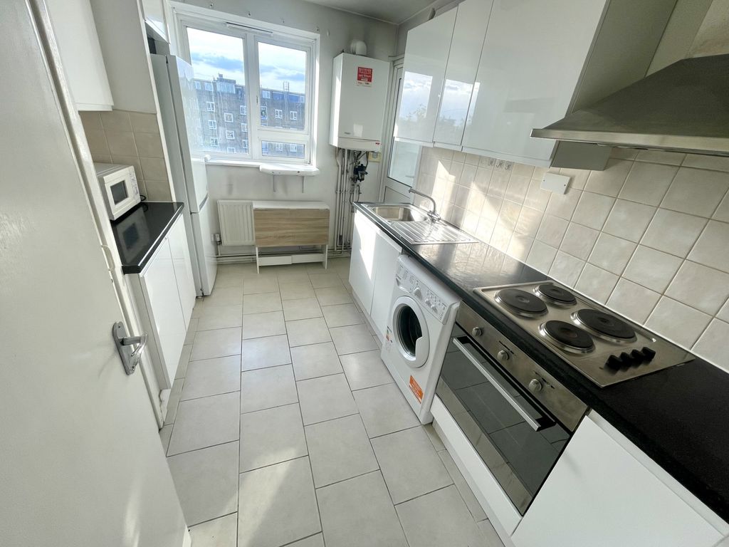 Property photo 2 of 8