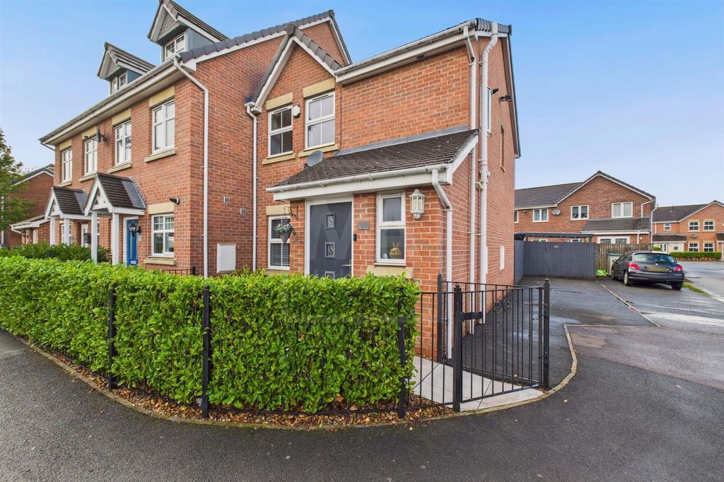 Property photo 1 of 16 External Front