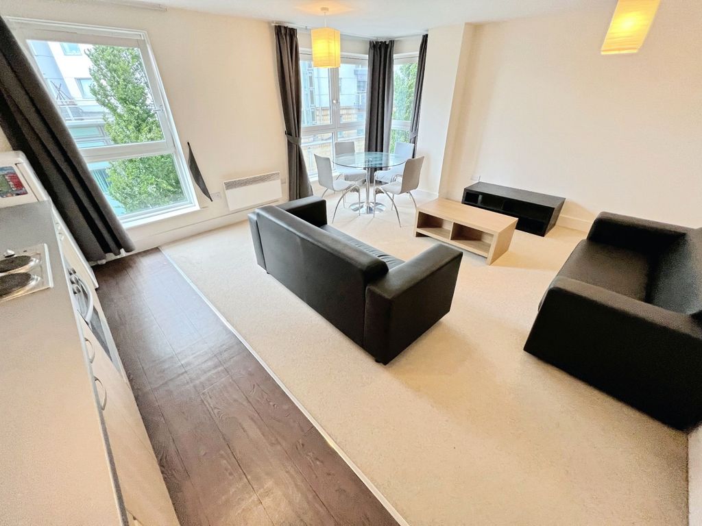 Property photo 2 of 7 Lounge/Dining Room