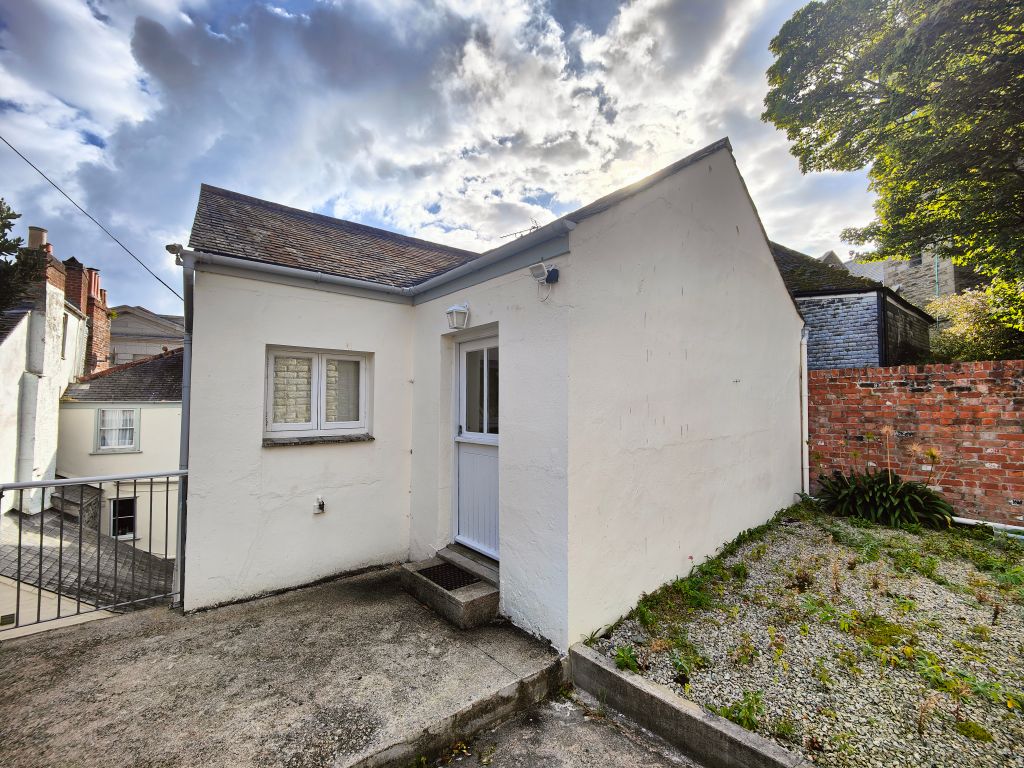 Property photo 1 of 1