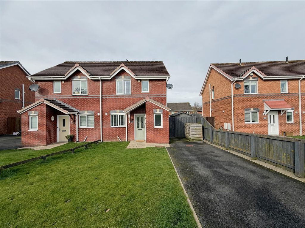 Property photo 1 of 29 Front