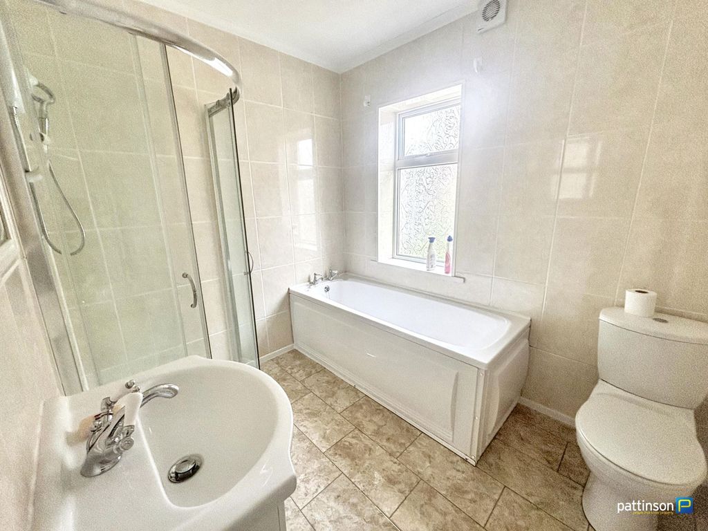 Property photo 3 of 24