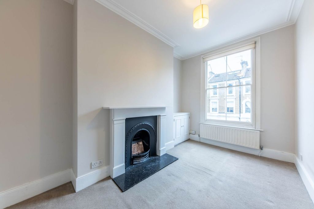 Property photo 2 of 5