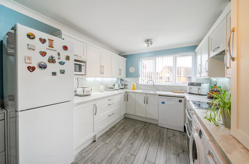 Property photo 3 of 13 1281609 (5)