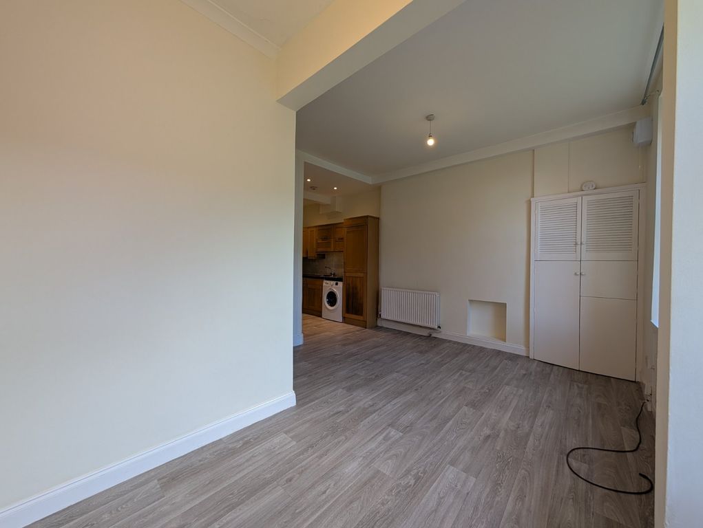 Property photo 3 of 19 Photo 3