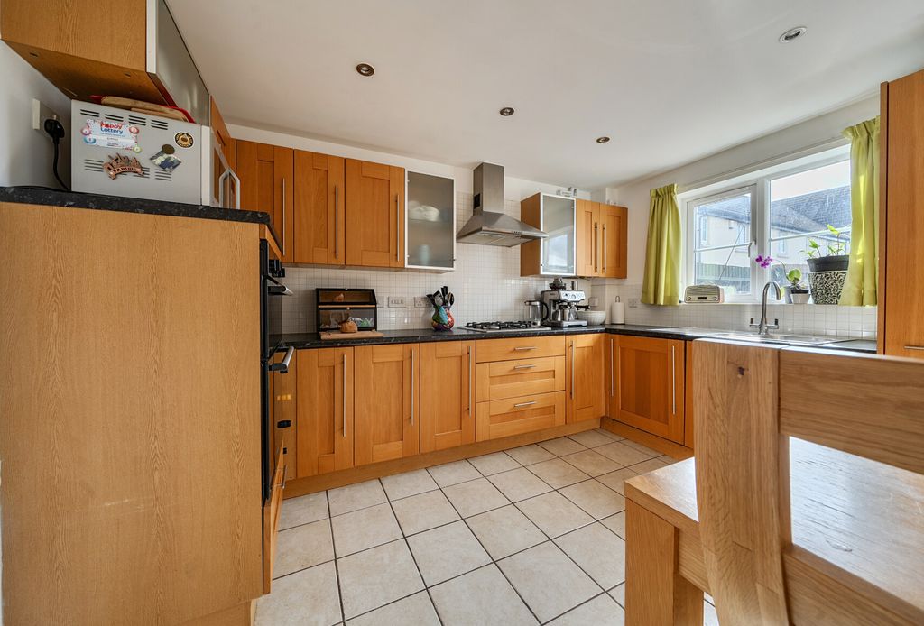 Property photo 3 of 23 1423156-8-69B1A9F...