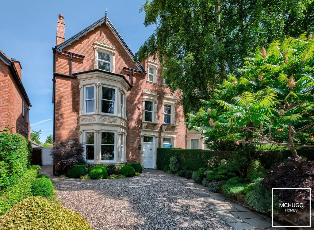 Property photo 1 of 31