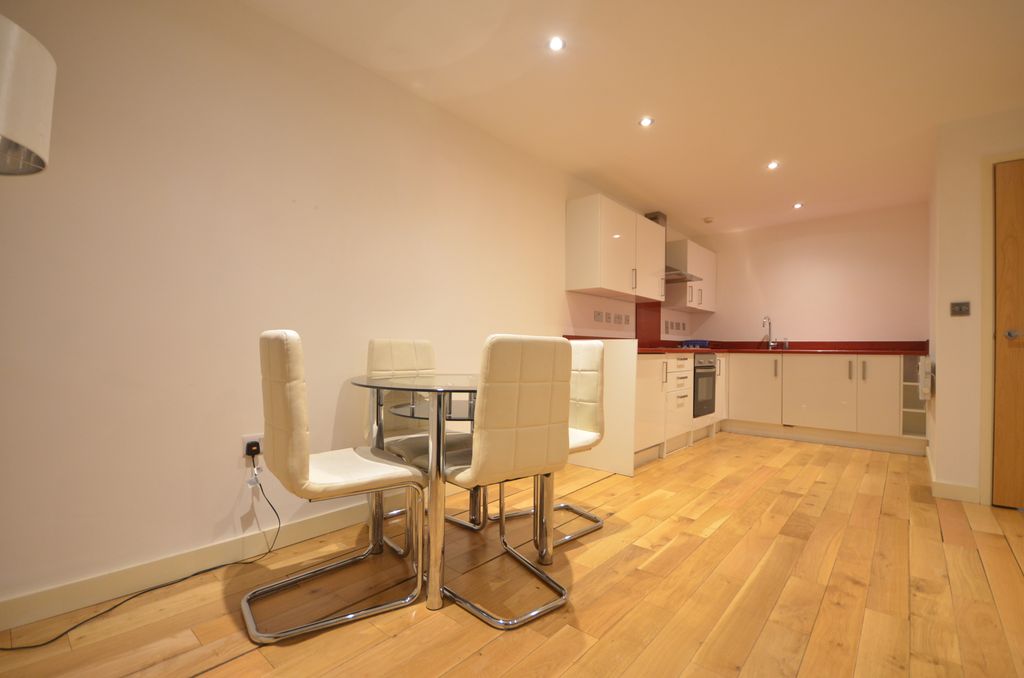 Property photo 3 of 5