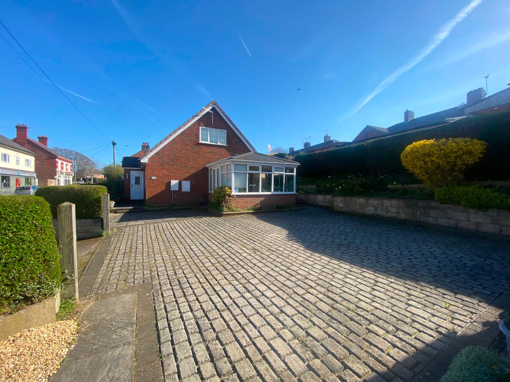 Property photo 3 of 36