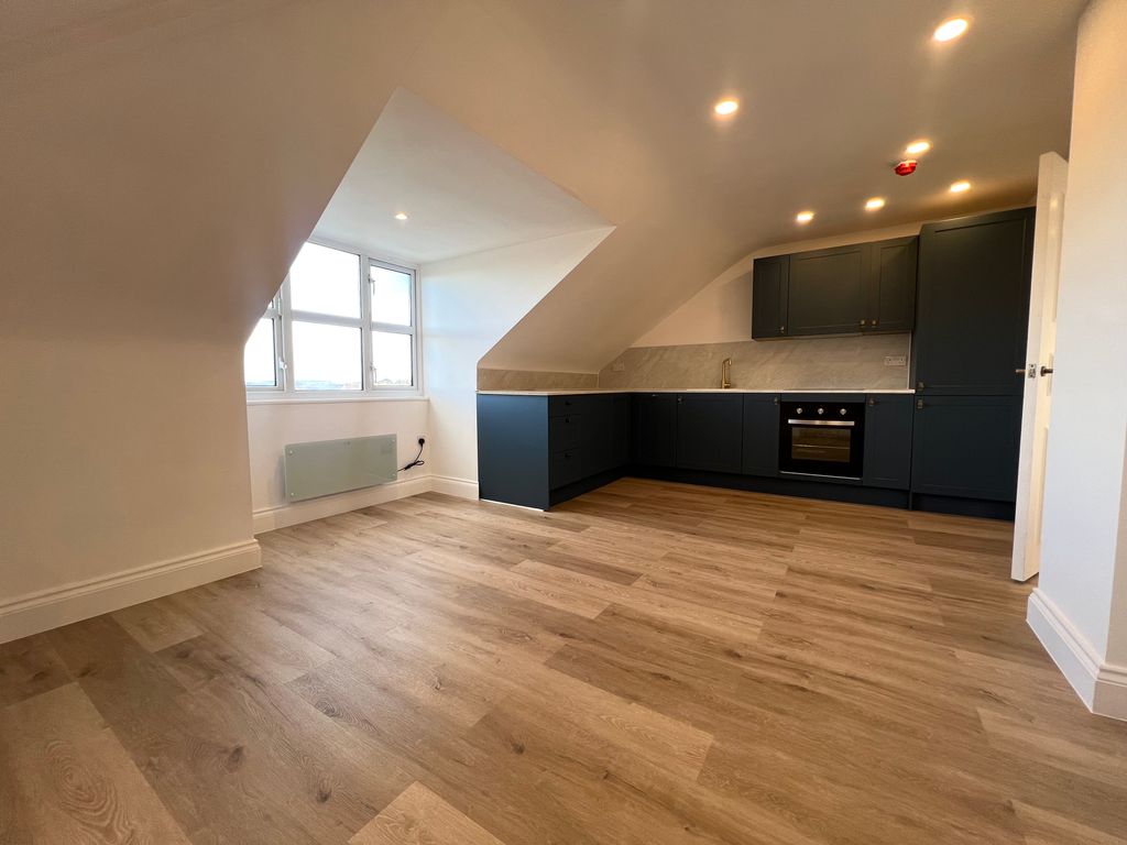 Property photo 1 of 9 Living Room