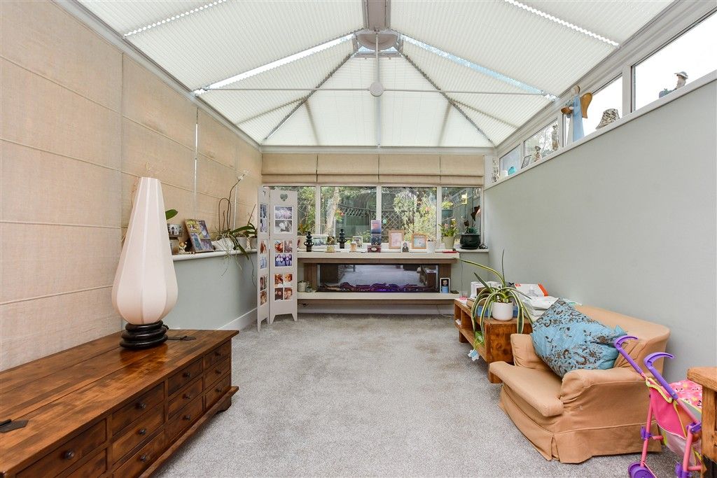 Property photo 1 of 15 Conservatory