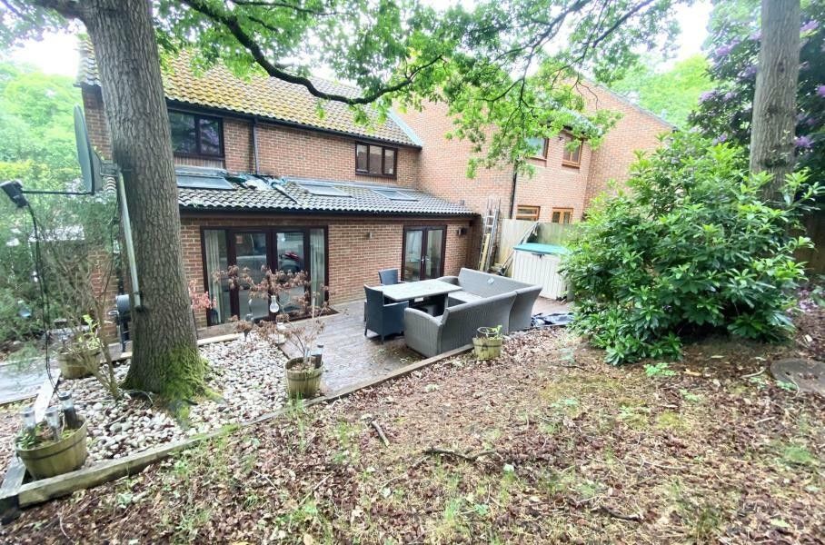 Property photo 2 of 6