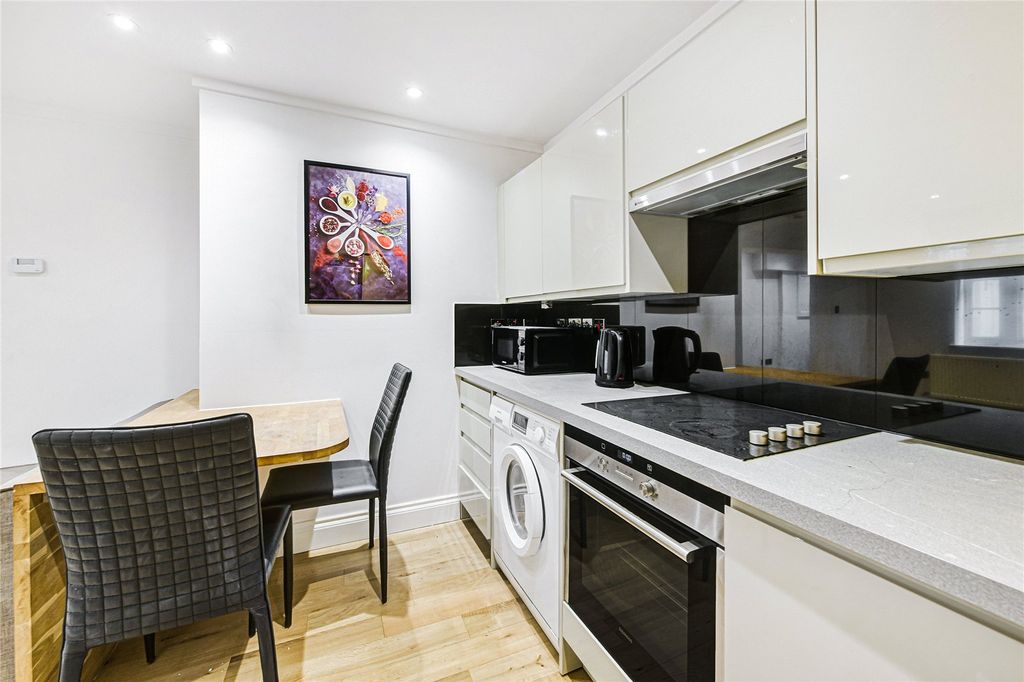 Property photo 3 of 12 Picture No. 04