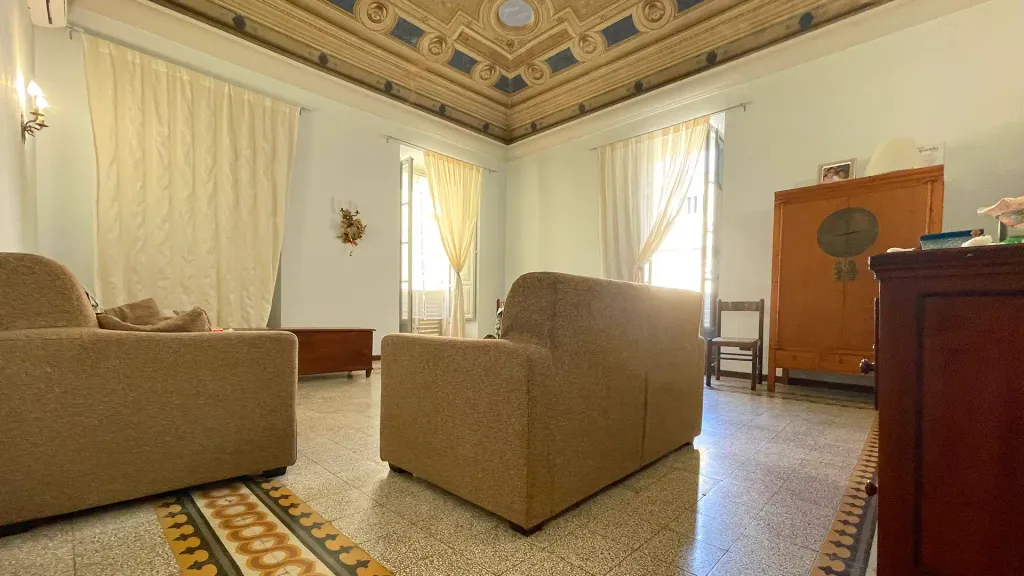 Property photo 1 of 30