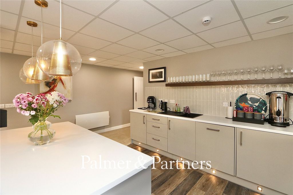 Additional image 23 of 2 bed flat for saleLower Brook Street, Ipswich, Suffolk IP4