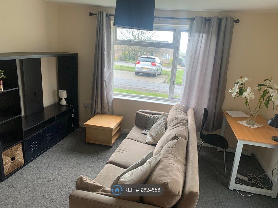Property photo 3 of 35