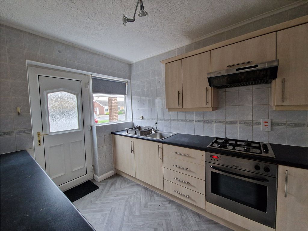 Property photo 3 of 8 Picture No. 20