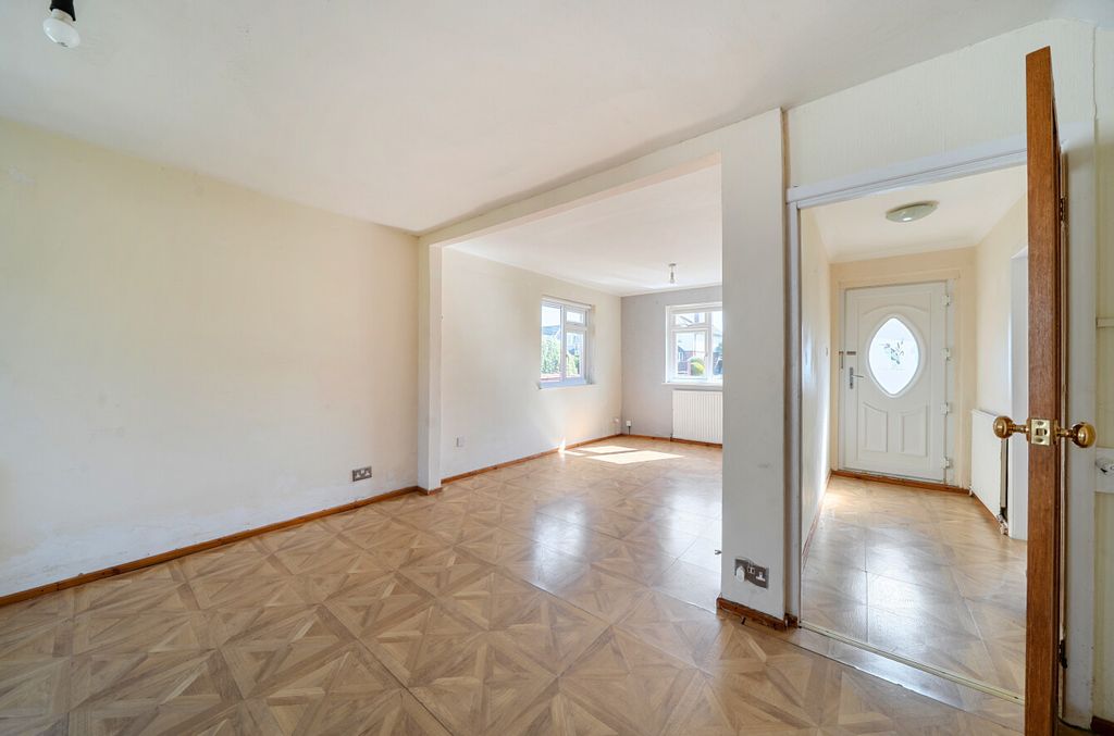 Property photo 3 of 14 1432330 (2).Jpg