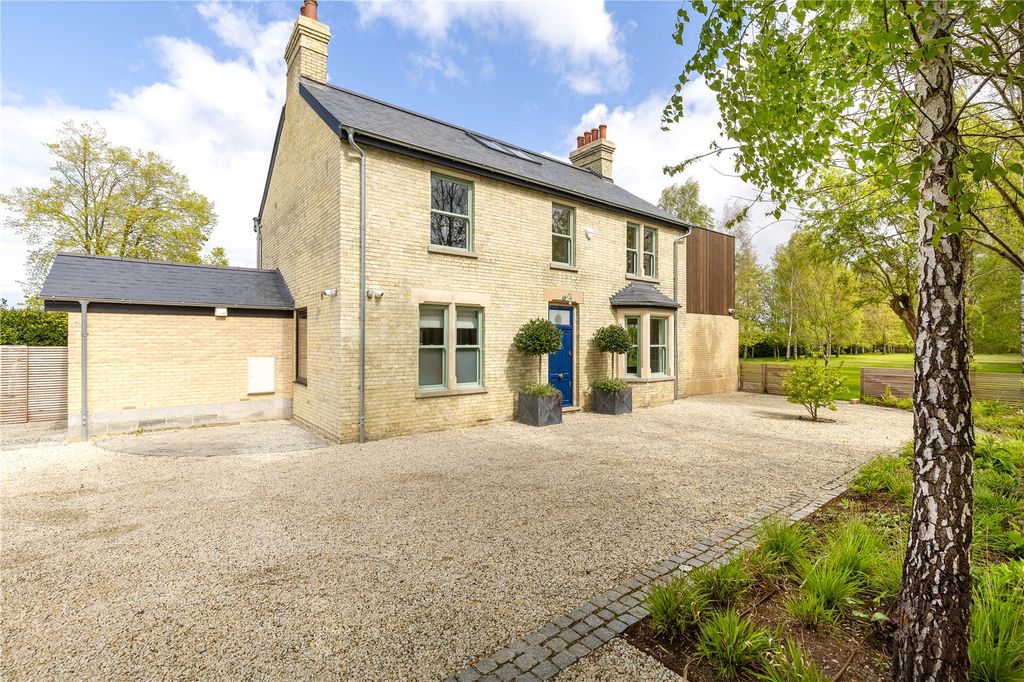 Property photo 1 of 33 Picture No. 02