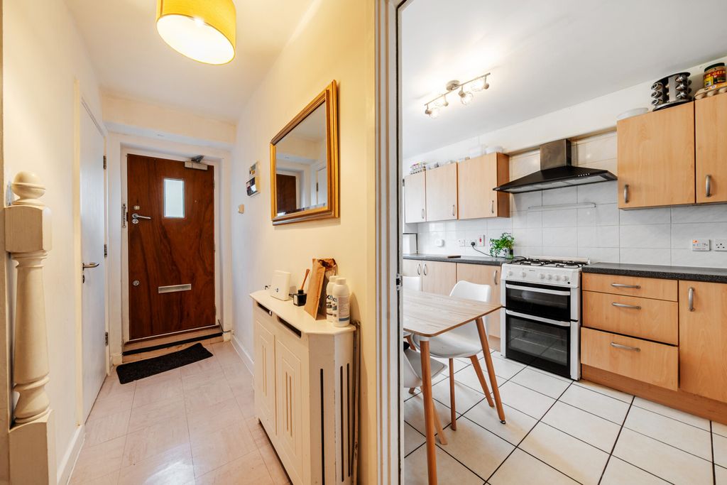 Property photo 3 of 20 1452276-7-69F078E...