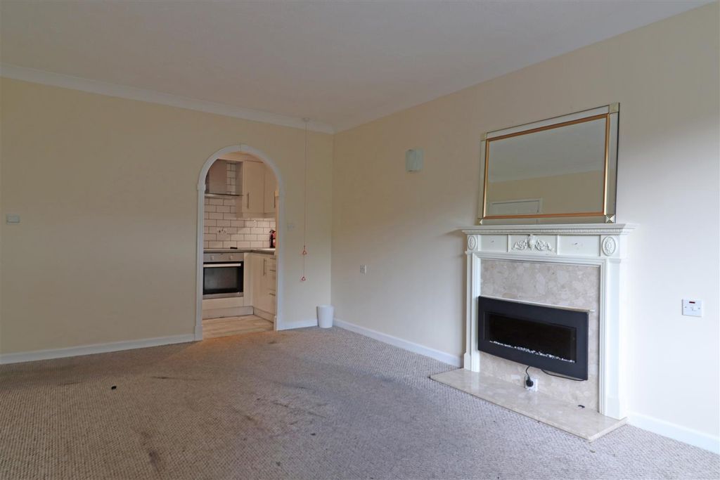 Property photo 3 of 9