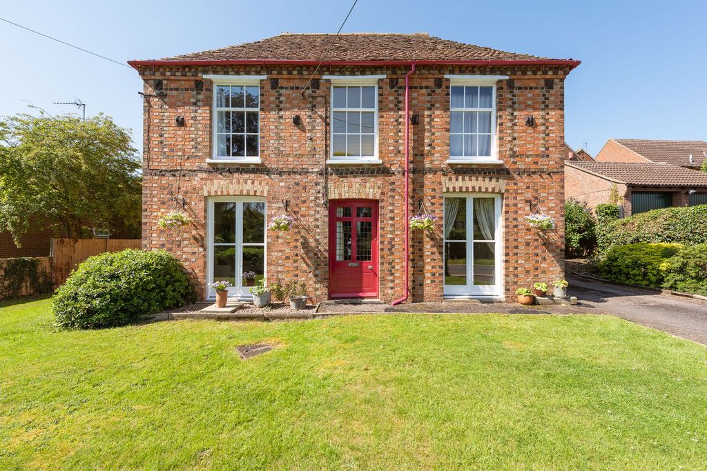 Property photo 1 of 39