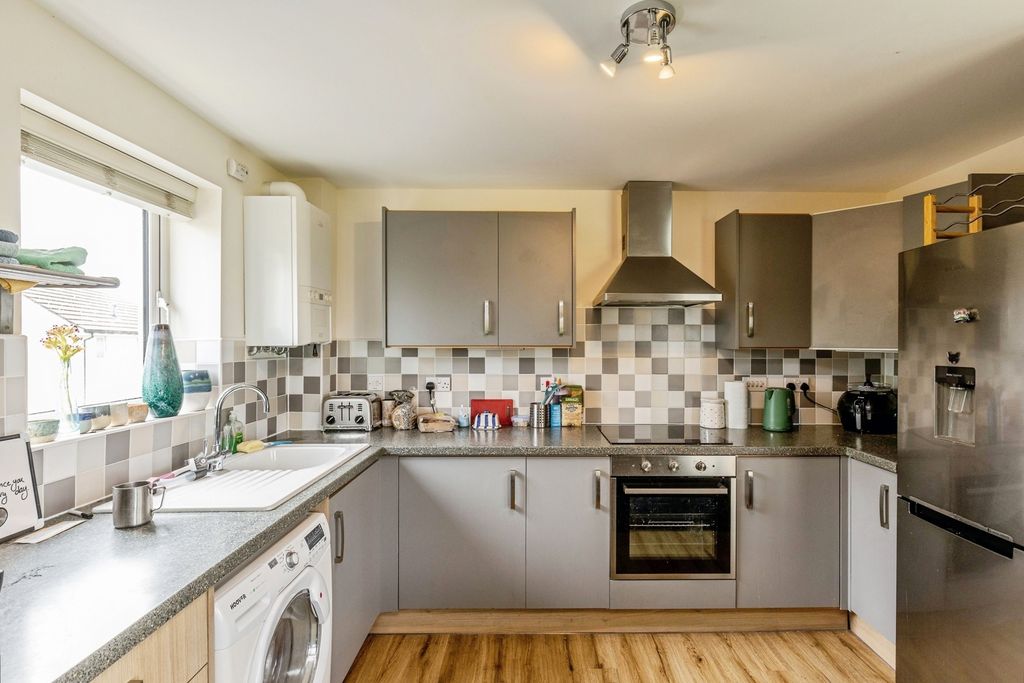 Property photo 2 of 16 Pbox-Img.Jpg