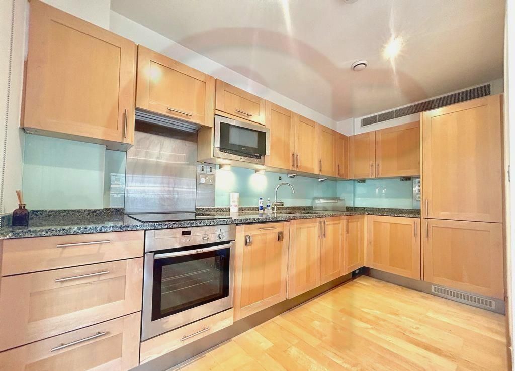 Property photo 3 of 11 Kitchen.Jpg