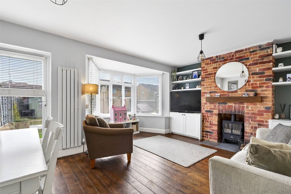 Property photo 2 of 17 Picture No. 07