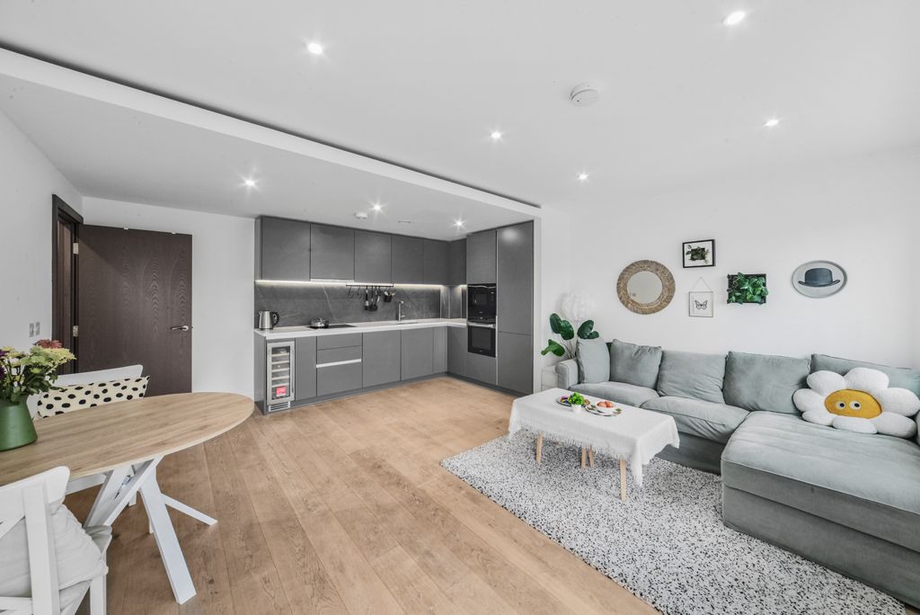 Property photo 3 of 13 Picture No. 12