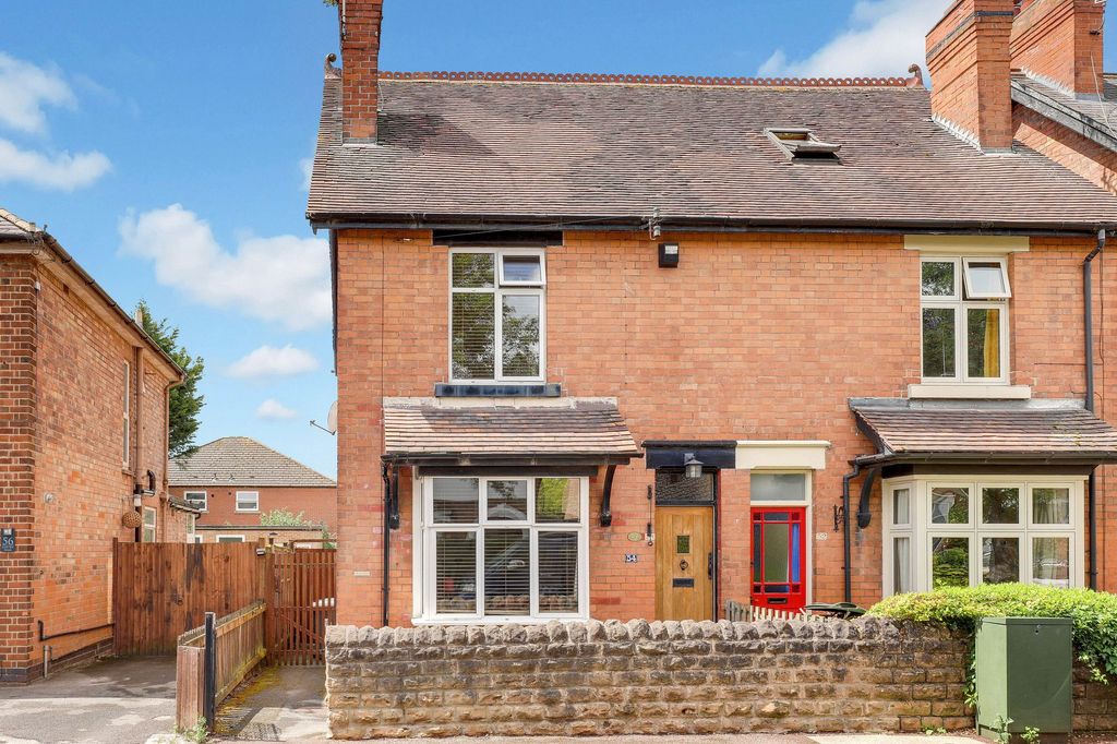 Property photo 1 of 12
