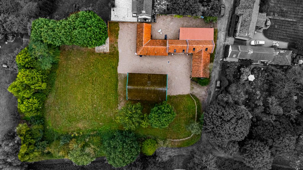 Property photo 1 of 39 Photo 1