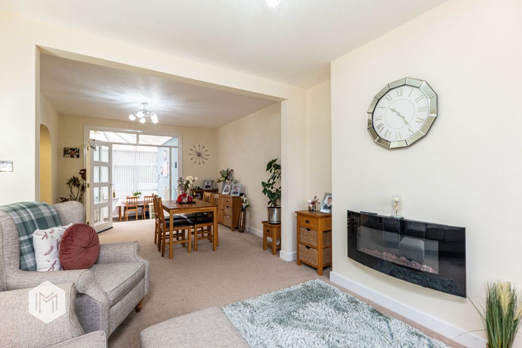 Property photo 2 of 20 Picture No. 18