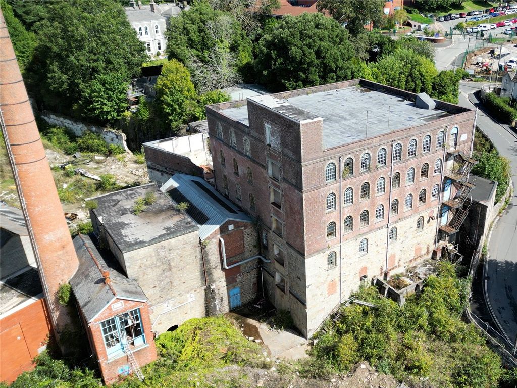 Property photo 3 of 8 Drone Photo