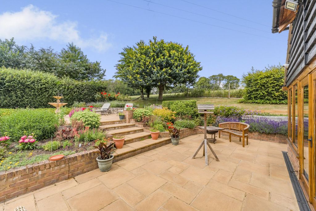 Property photo 3 of 23 Picture No. 38