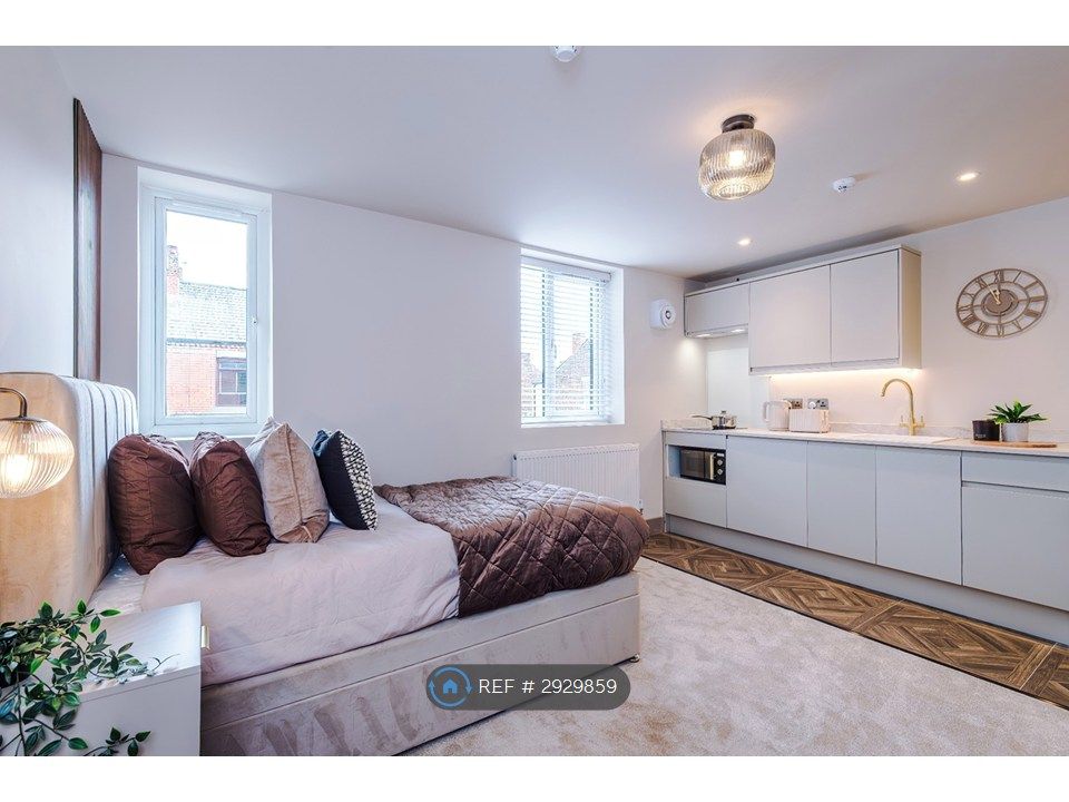 Property photo 1 of 25