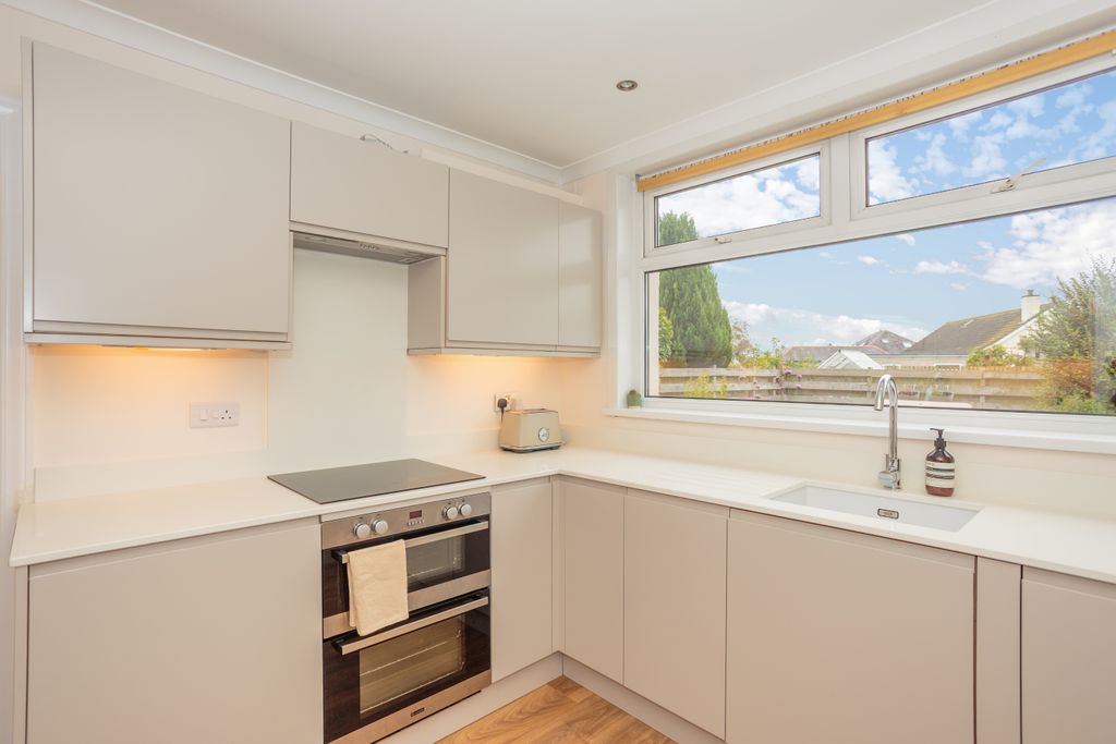 Property photo 3 of 44 Kitchen