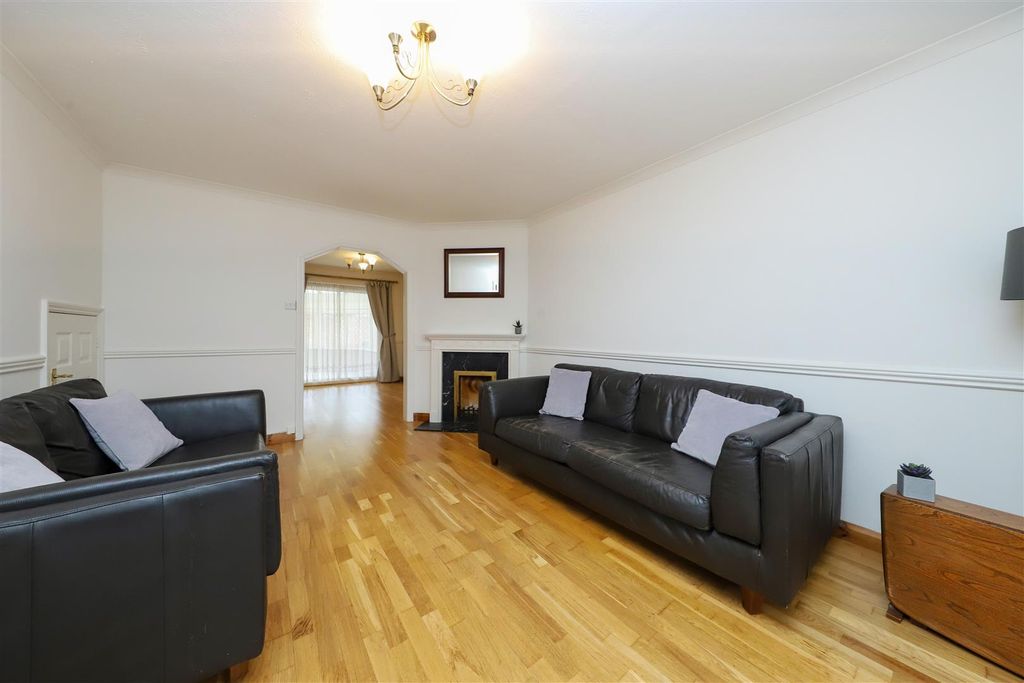 Property photo 2 of 14 Living Room