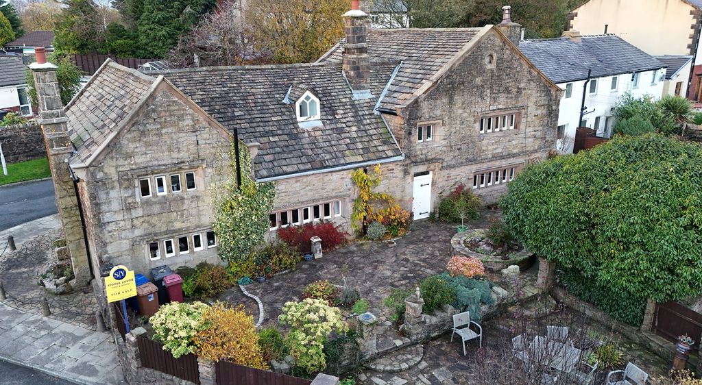 Property photo 1 of 31