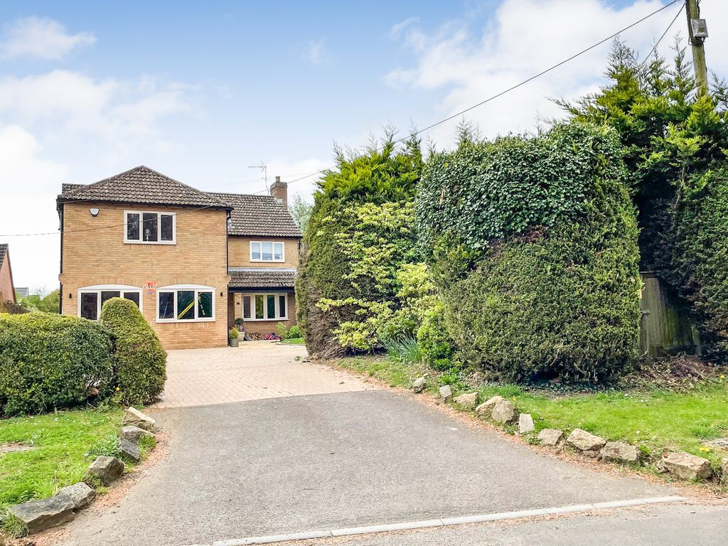 Property photo 1 of 15 2