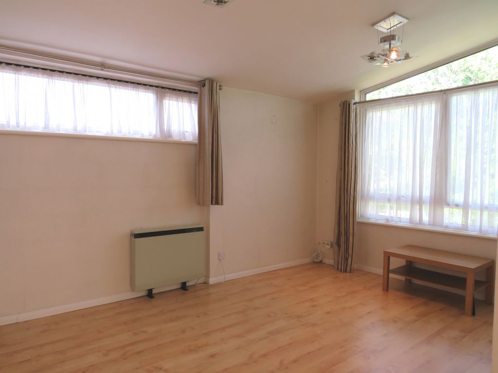 Property photo 3 of 4 Gallery