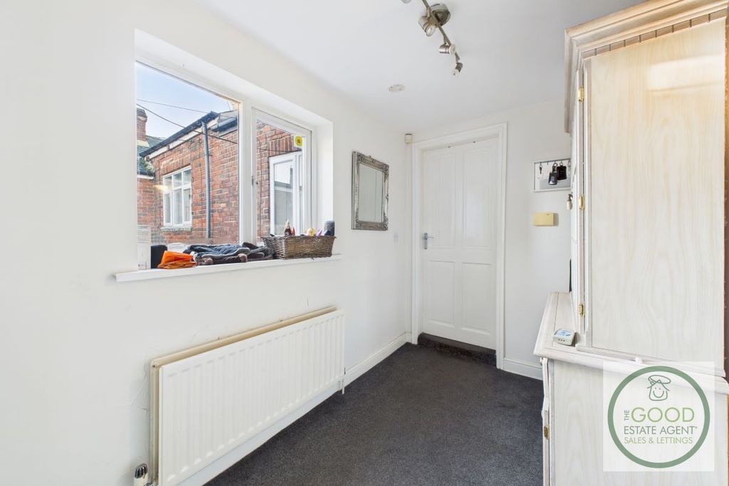 Property photo 2 of 8 Image 2