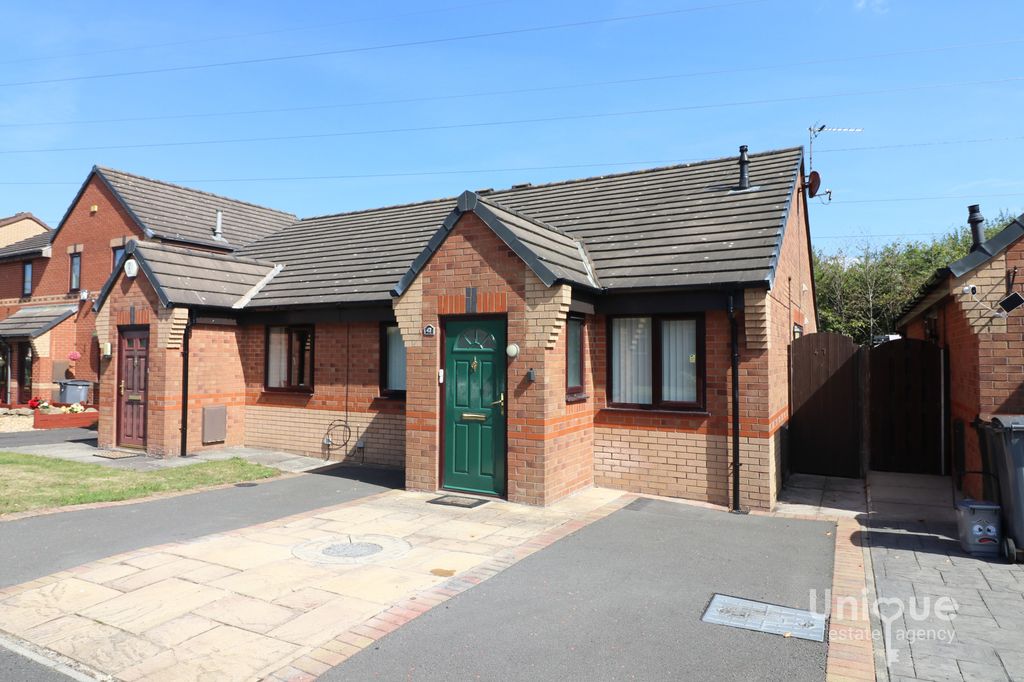Property photo 1 of 21