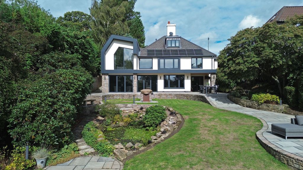 Property photo 1 of 63